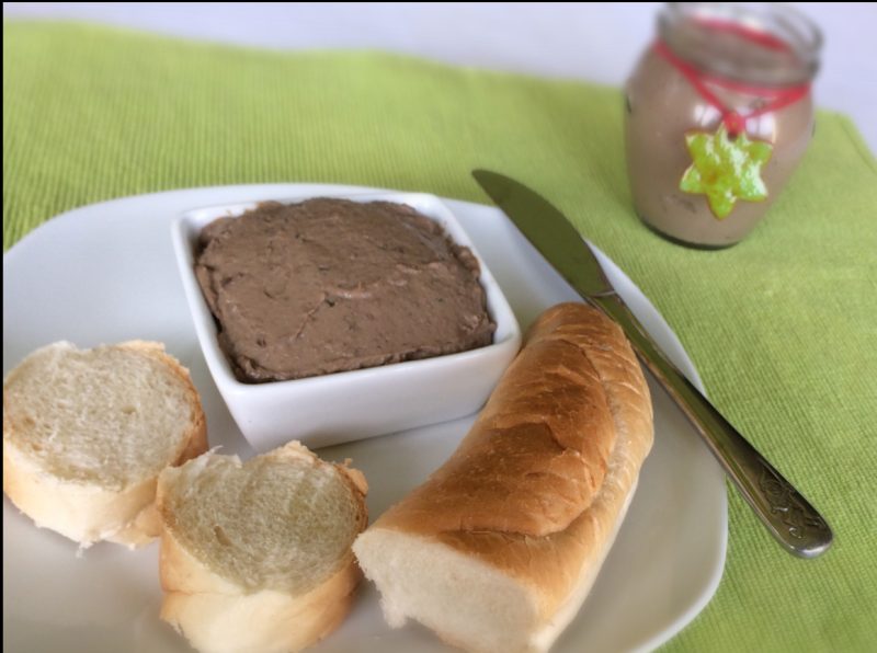 Nátierka z&nbsp;kuracej pečienky